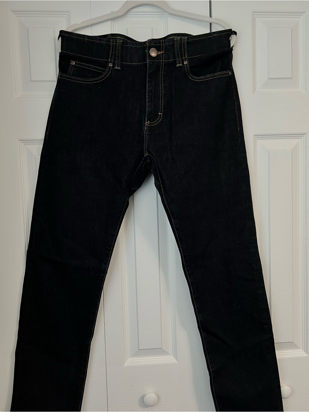 Men's Black Straight-Leg Jeans
